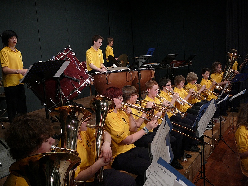 09 04 04 Fruehjahrskonzert MVB (17).JPG